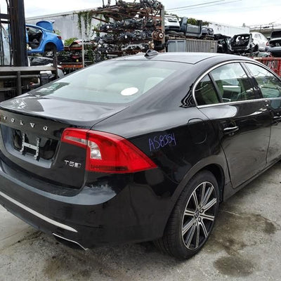 2014-2018 Volvo S60 Right Steering Wheel DRIVER Airbag OEM